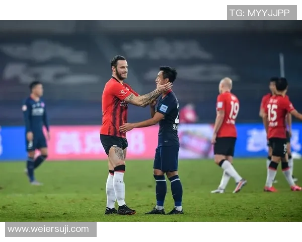 重庆足球队与上海足球队速度对决赛后分析与战术总结