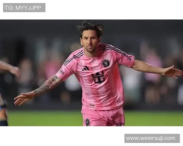 最强头槌足球明星的传奇之路与巅峰时刻揭秘